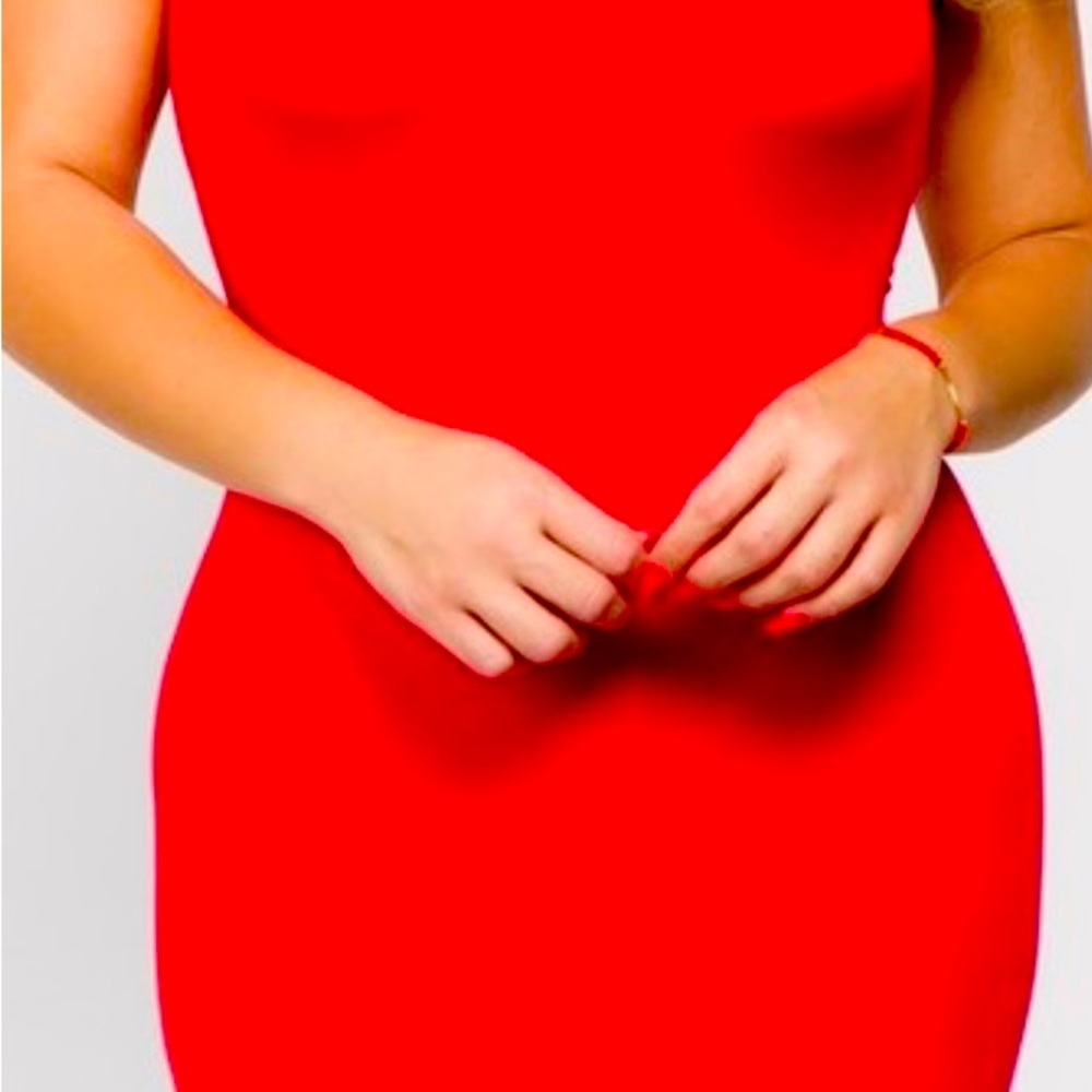 Red seamless long cami